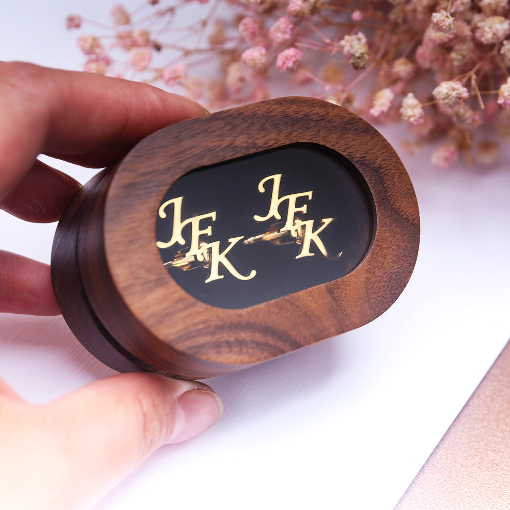 Wooden Letter Sign - Abotoaduras personalizadas com primeira carta masculina