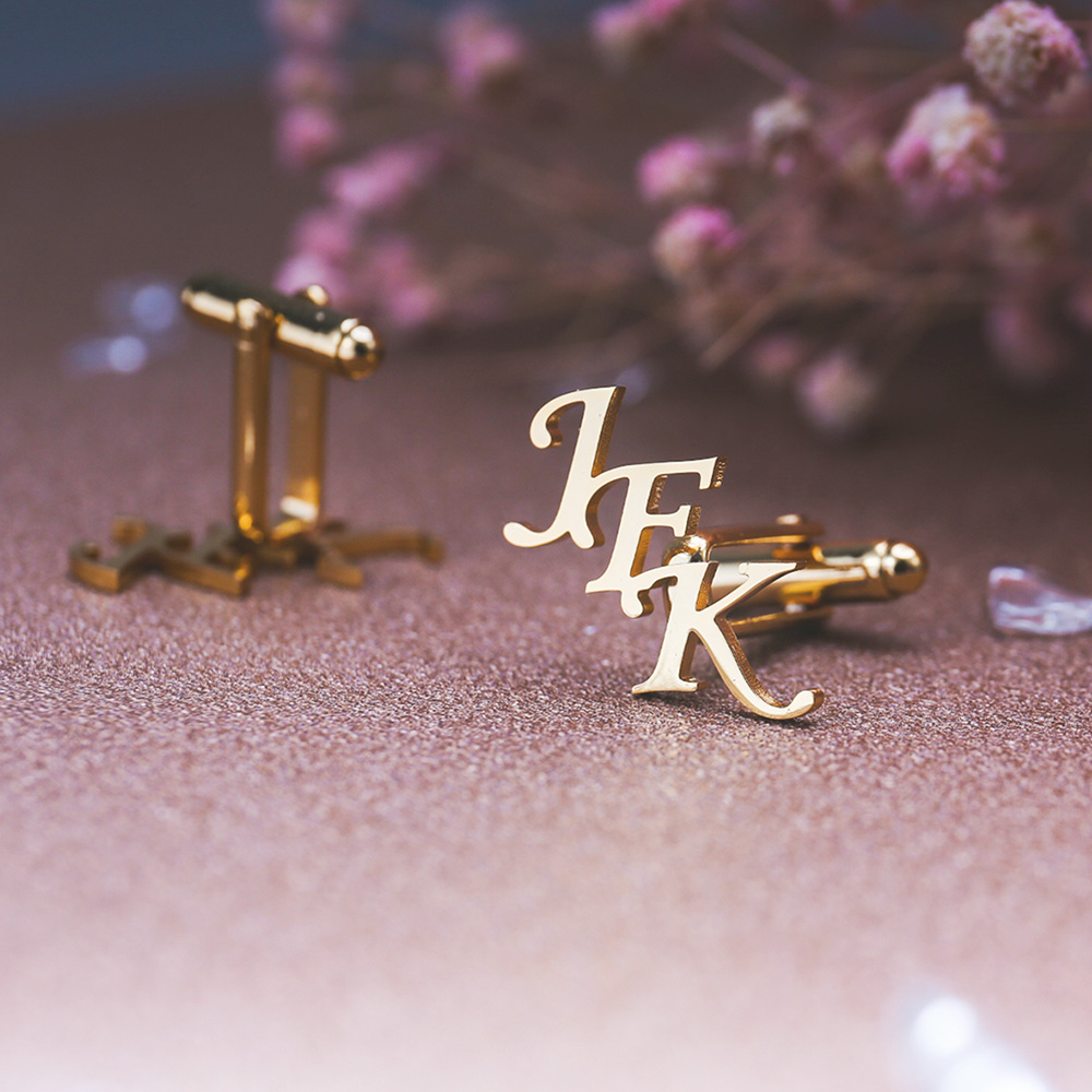 Abotoaduras personalizadas com - Wooden Letter Sign avaliação e preço